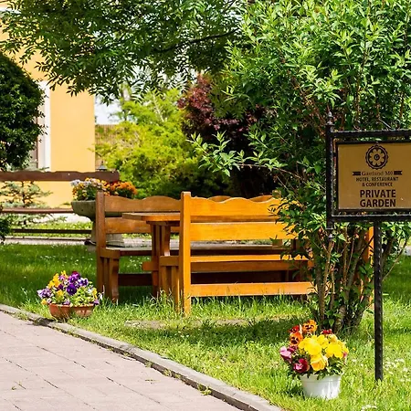 Gastland M0 & Conference Center Szigetszentmiklos