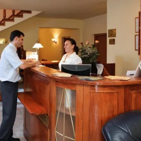 Hotel Gastland M0 & Conference Center Szigetszentmiklos
