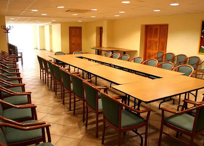 Gastland M0 & Conference Center 3*